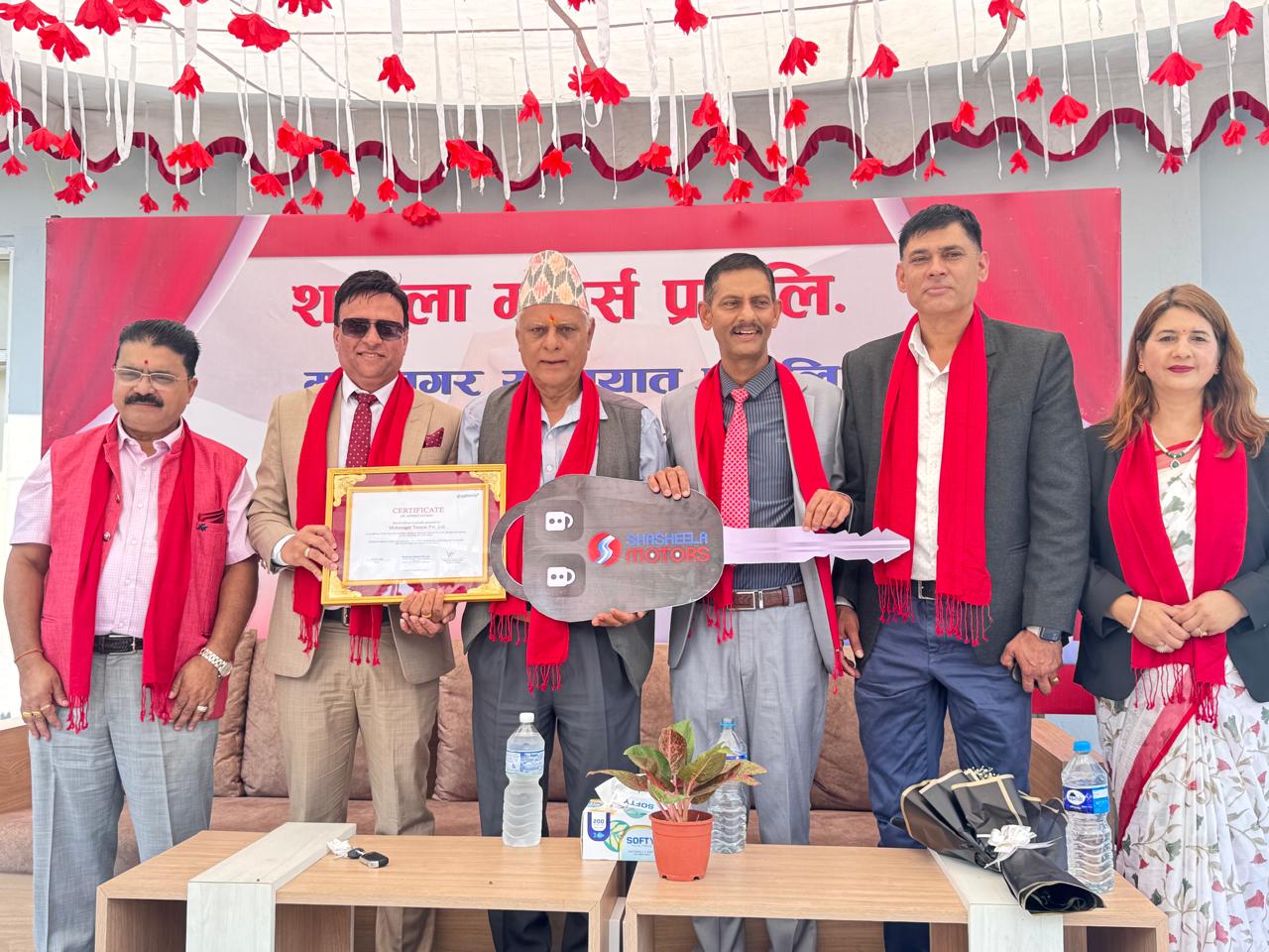 महानगर यातायातले काठमाडौं उपत्यकाको चक्रपथमा थप्याे १६ विद्युतीय बस